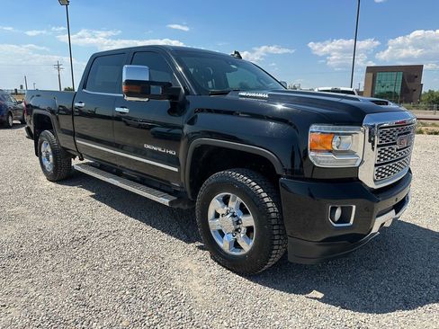Used 2018 GMC Sierra 3500 Denali image 1