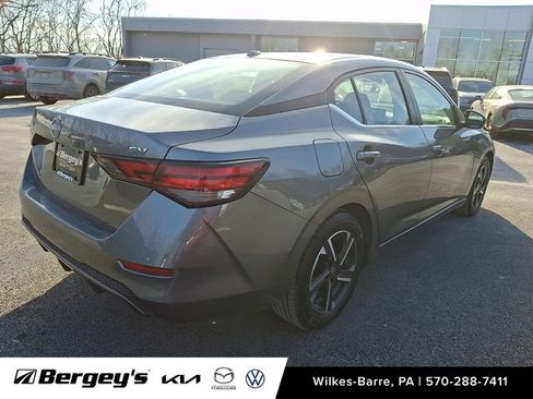 Used 2024 Nissan Sentra SV image 5