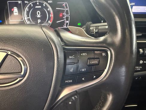 Used 2023 Lexus ES 350 w/ Premium Package FWD image 41