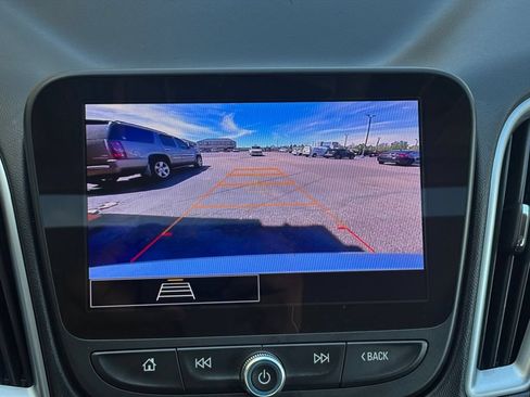 Used 2024 Chevrolet Malibu LT FWD image 18
