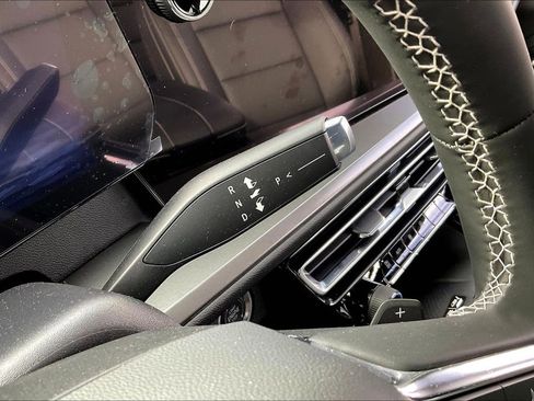 Certified 2026 Chevrolet Traverse LT w/ Driver Confidence Package image 20