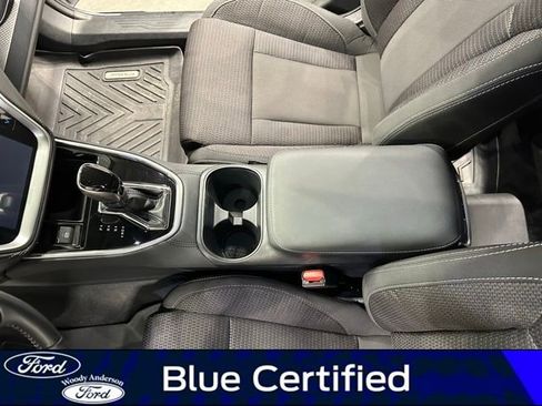 Used 2025 Subaru Outback Premium image 18