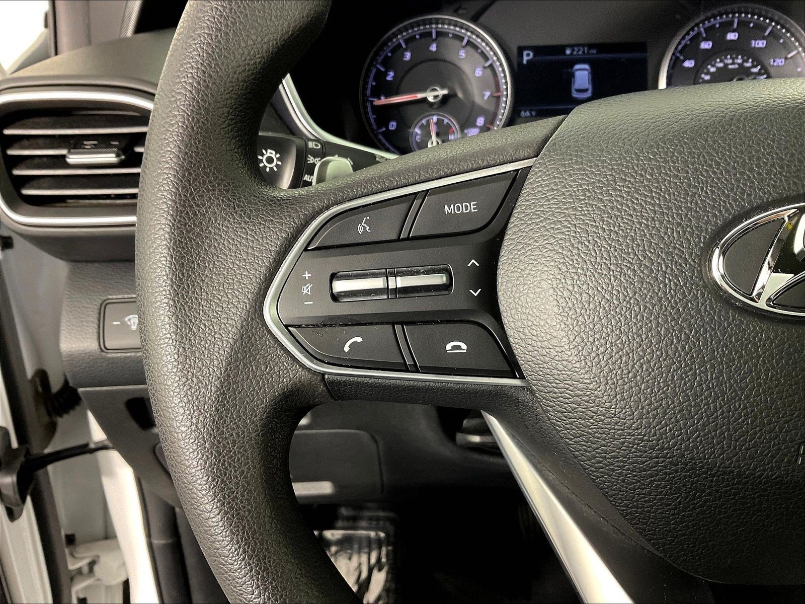 Certified 2023 Hyundai Santa Fe SE FWD image 11