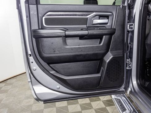 Used 2024 RAM 2500 Big Horn image 41