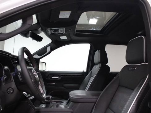 New 2026 GMC Sierra 1500 AT4X image 4