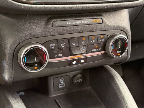 Used 2023 Ford Escape ST-Line FWD image 7