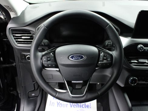 Used 2024 Ford Escape Active image 17
