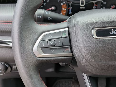 Used 2024 Jeep Compass Trailhawk AWD/4WD image 21