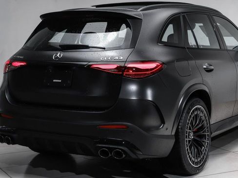 New 2026 Mercedes-Benz GLC 43 AMG 4MATIC image 4