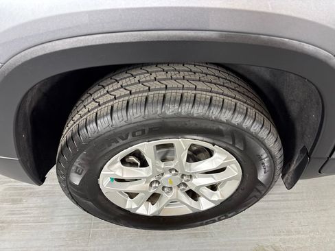 Used 2020 Chevrolet Traverse LS w/ LPO, Floor Liner Package FWD image 14