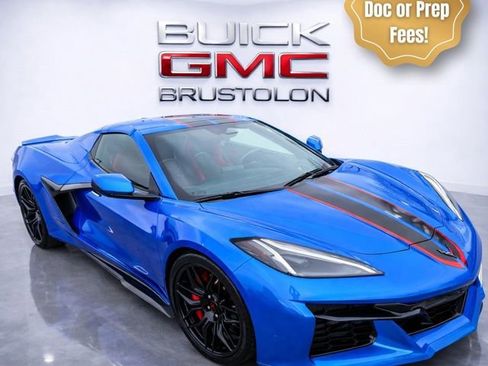 Used 2024 Chevrolet Corvette Z06 w/ Stealth Interior Trim Package RWD image 3