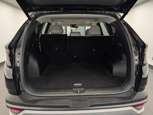 Used 2025 Hyundai Tucson SEL AWD/4WD image 24