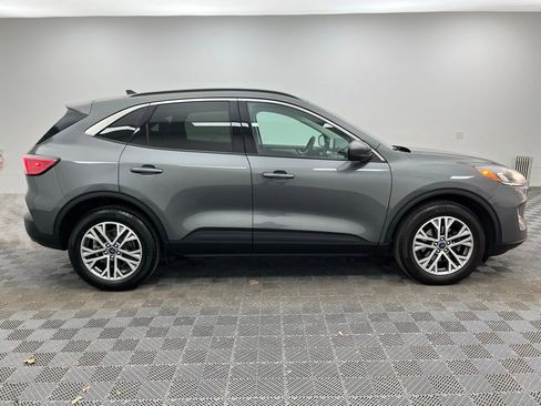 Certified 2022 Ford Escape SEL image 7