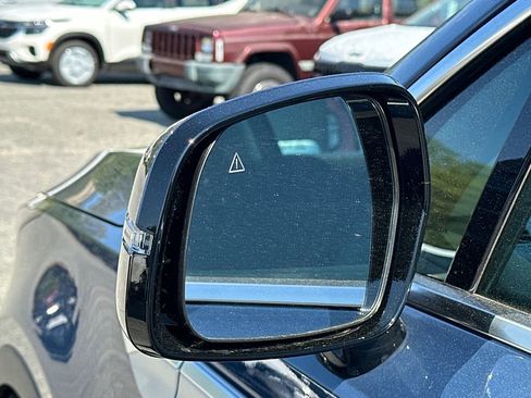 New 2026 Kia Sorento S AWD/4WD image 16