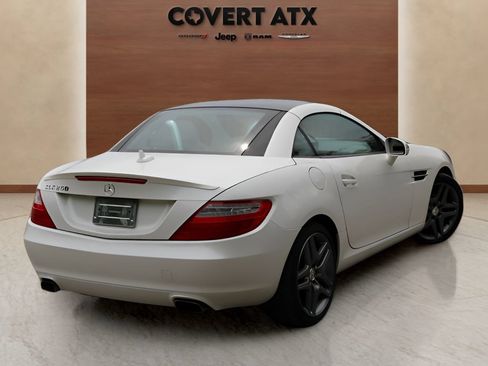 Used 2014 Mercedes-Benz SLK 250 image 5