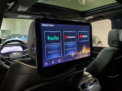 Used 2023 Cadillac Escalade Sport Platinum image 39