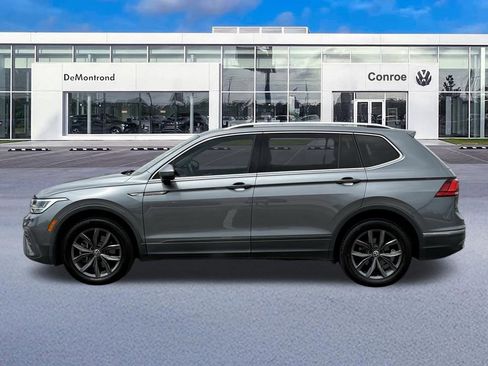 Used 2022 Volkswagen Tiguan SE FWD image 4