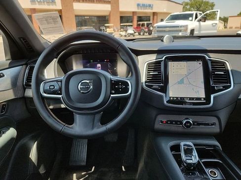 Used 2023 Volvo XC90 B6 Ultimate image 12