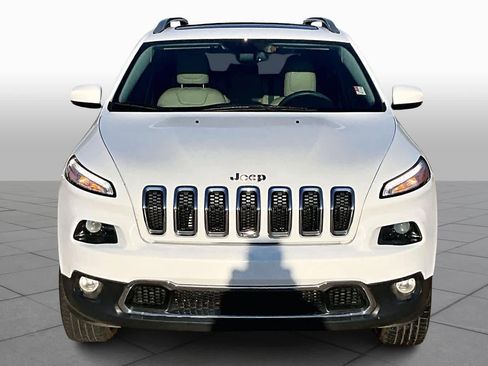 Used 2017 Jeep Cherokee Limited w/ Trailer Tow Group image 4