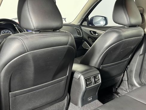 Used 2021 INFINITI Q50 Luxe w/ Seat & Sound Package RWD image 34