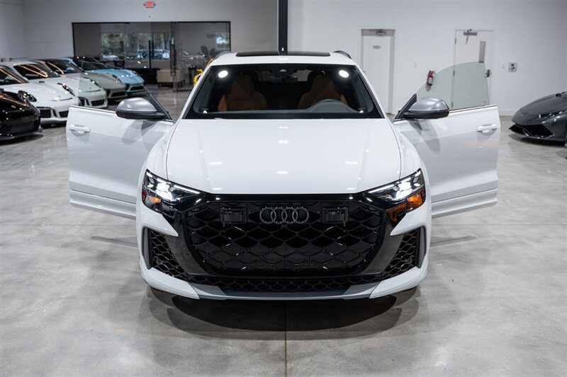 Used 2025 Audi RS Q8 performance AWD/4WD image 41