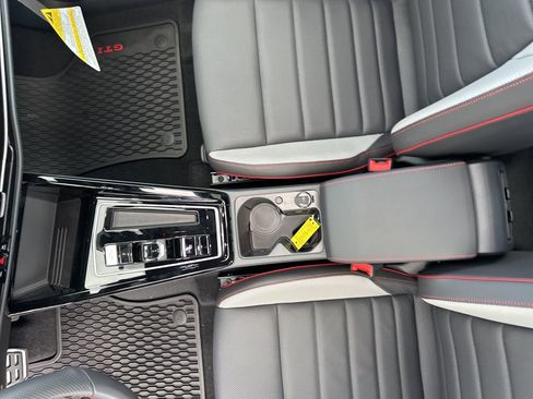 New 2025 Volkswagen GTI SE image 25