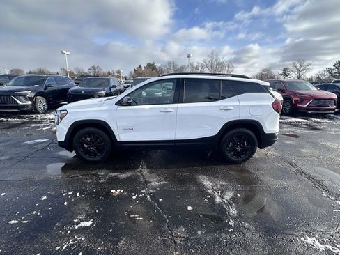 Used 2023 GMC Terrain AT4 w/ Infotainment Package II image 2