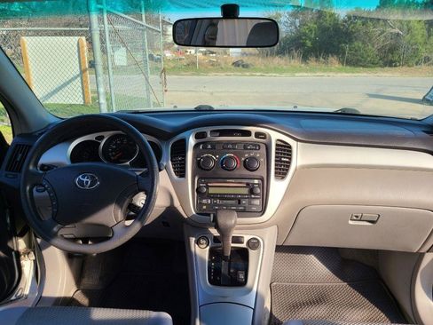 Used 2005 Toyota Highlander 2WD V6 image 15