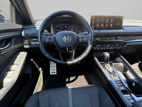 Used 2024 Honda Accord Sport image 10