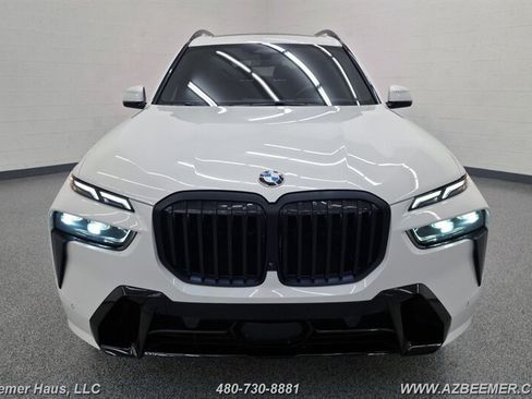 Used 2024 BMW X7 xDrive40i w/ M Sport Package AWD/4WD image 27