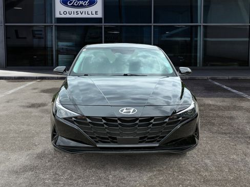 Used 2023 Hyundai Elantra SEL w/ Convenience Package FWD image 21