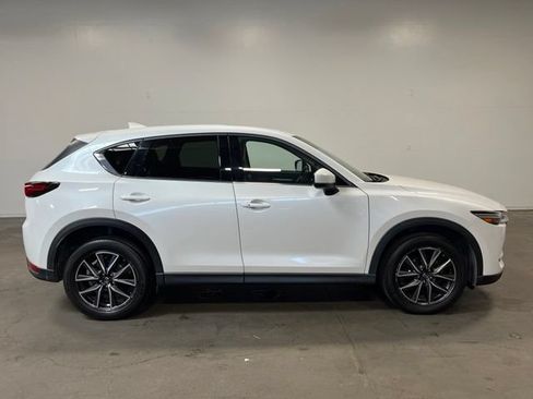 Used 2017 MAZDA CX-5 Grand Touring FWD image 2