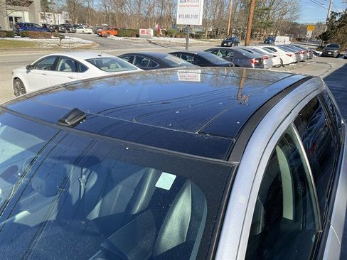 Used 2012 Ford Edge SEL image 12