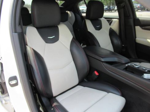 Used 2020 Cadillac CT5 Sport RWD image 8