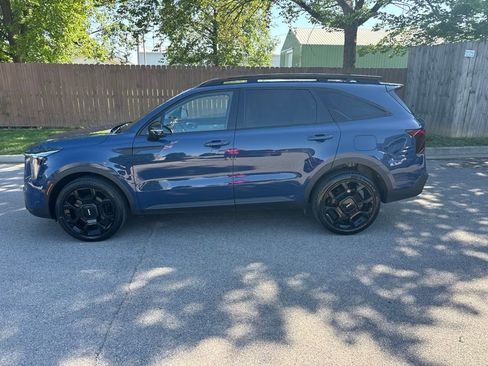 Used 2024 Kia Sorento X-Line EX AWD/4WD image 2