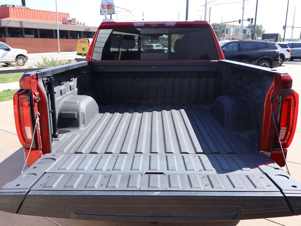 Certified 2025 GMC Sierra 1500 AT4 w/ AT4 Premium Package AWD/4WD image 7