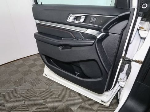 Used 2018 Ford Explorer Sport w/ Equipment Group 401A AWD/4WD image 41