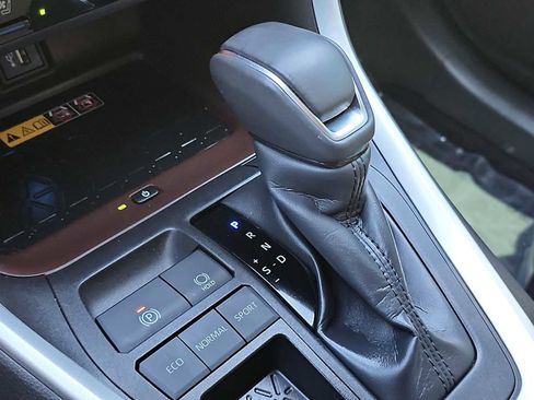 Used 2024 Toyota RAV4 Limited w/ Advanced Technology Package image 21