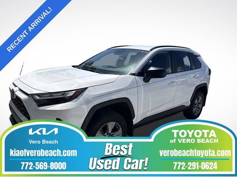 Used 2024 Toyota RAV4 LE AWD/4WD image 1