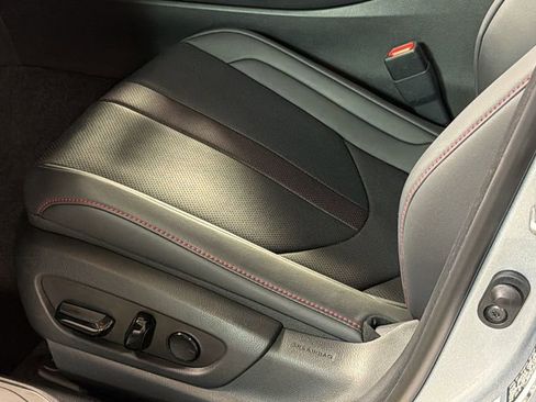 Used 2024 Lexus UX 250h F Sport image 28