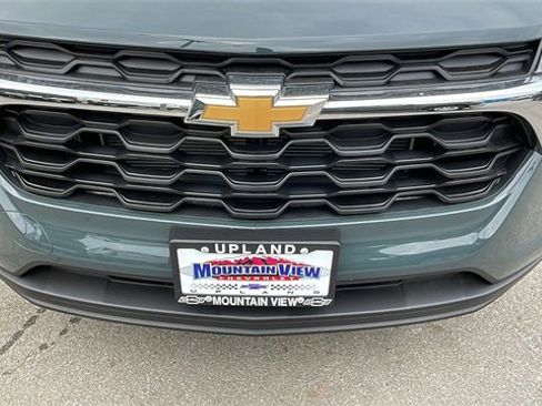 New 2026 Chevrolet Trax LS w/ Driver Confidence Package image 9