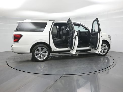 Certified 2023 Ford Expedition Max Platinum image 5