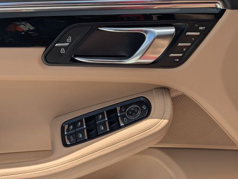 New 2025 Porsche Macan S image 15