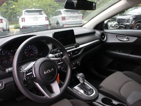 Certified 2024 Kia Forte LXS FWD image 14