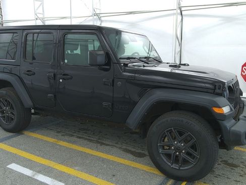 Used 2024 Jeep Wrangler Unlimited Sport AWD/4WD image 13