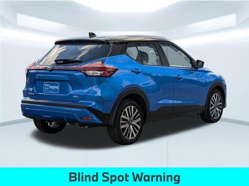 Used 2023 Nissan Kicks SV FWD image 7