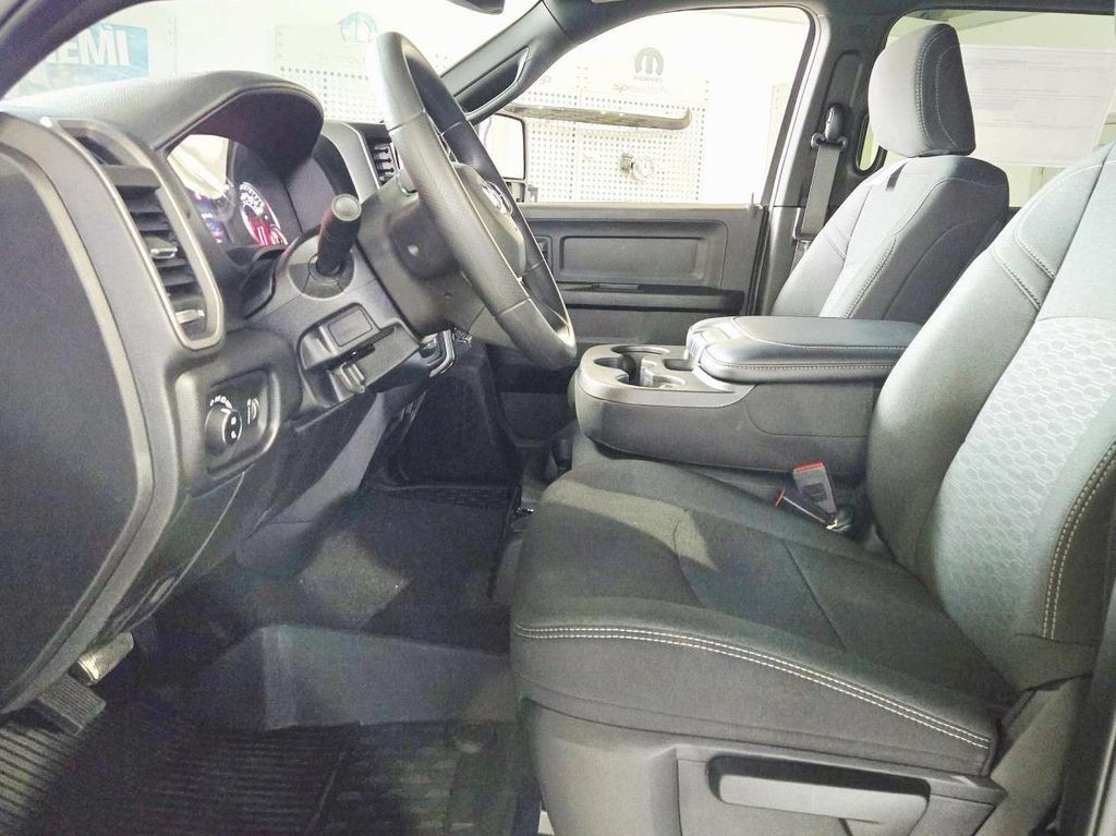 New 2026 RAM 2500 Warlock AWD/4WD image 19