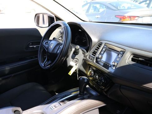 Used 2022 Honda HR-V LX image 20