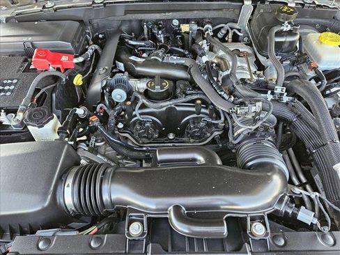 Used 2019 Jeep Wrangler Unlimited Sahara AWD/4WD image 26