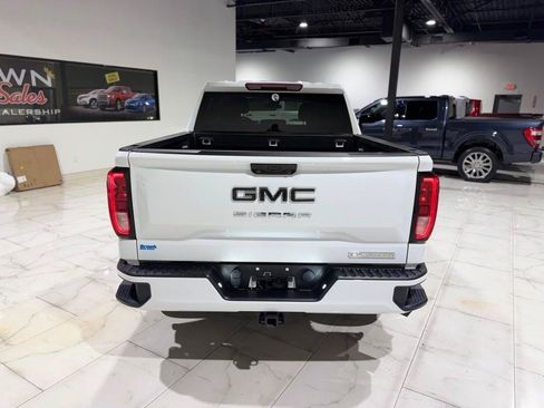 Used 2023 GMC Sierra 1500 Elevation RWD image 9